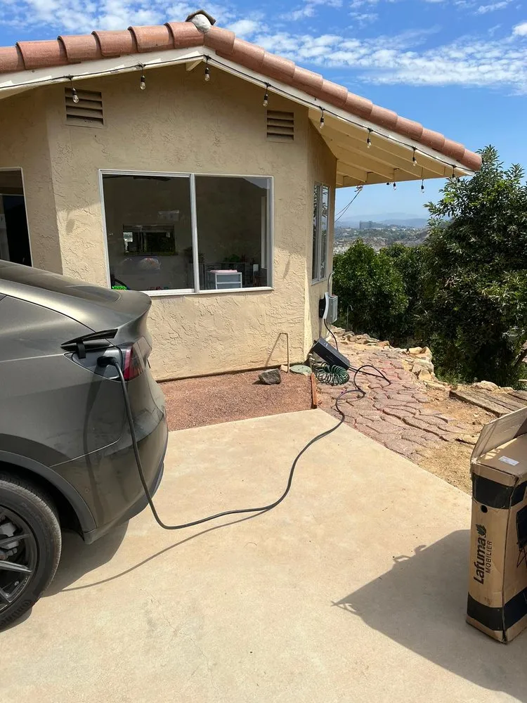 Slide of Faraday Electric