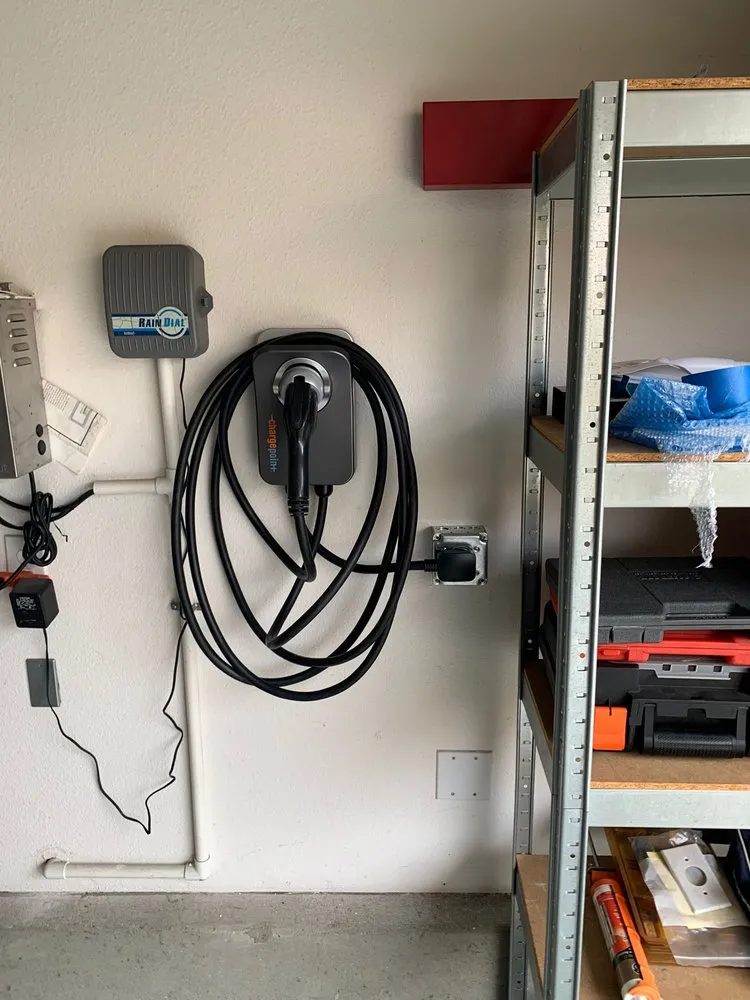 Slide of Faraday Electric