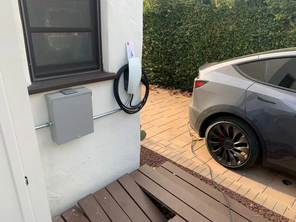 Affordable lighting installation experts serving , - Faraday Electric