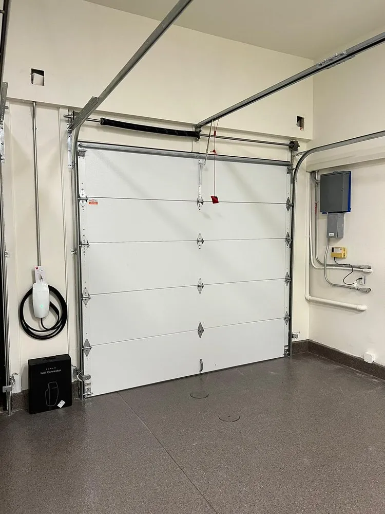 Slide of Faraday Electric