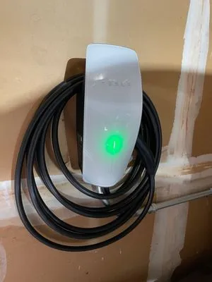 Faraday Electric Logo