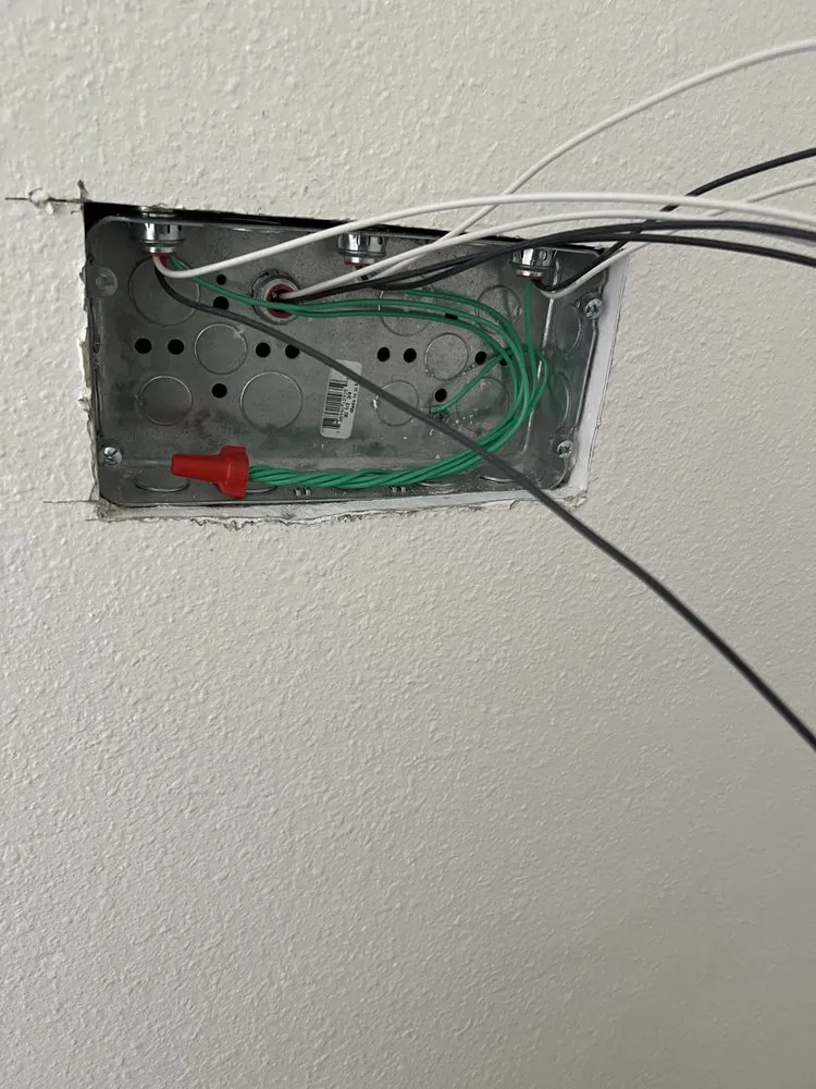 Slide of Farfan’s Electric Services