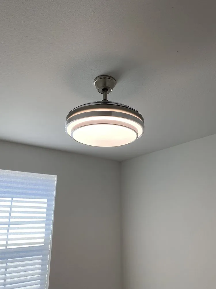 Slide of Farfan’s Electric Services