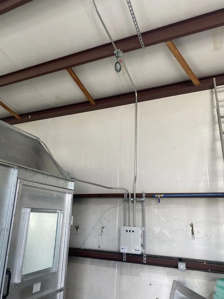 Trusted electrical service for homes in emergency electrical service, by