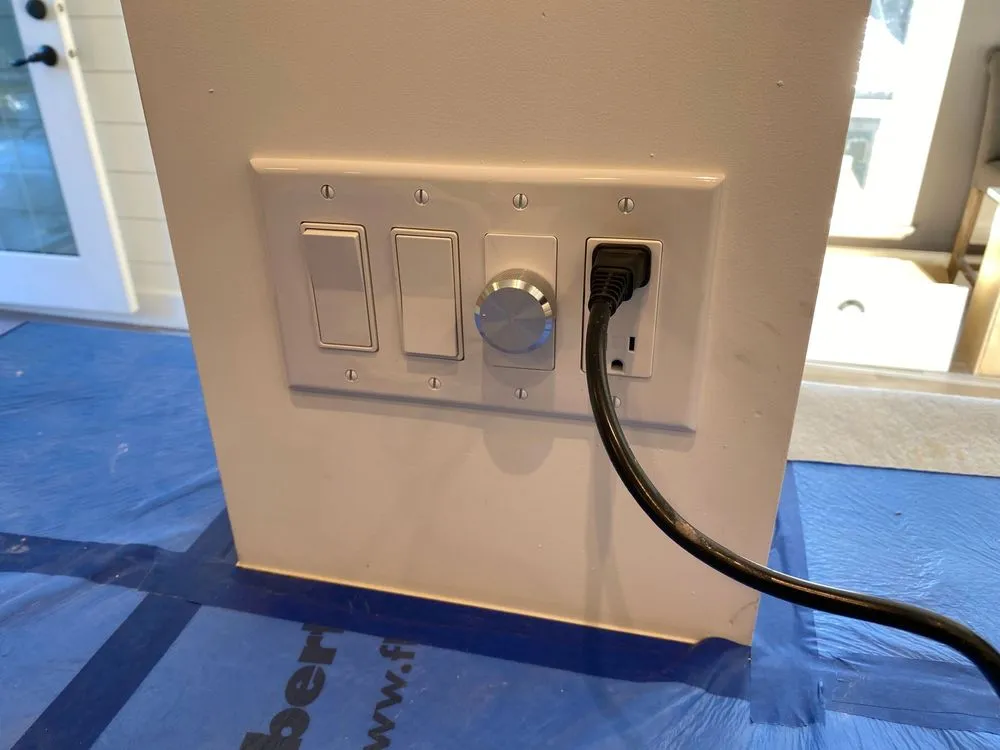 Slide of Farmers Branch Licensed Electrician