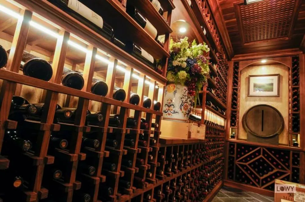 Slide of Farryn Electric