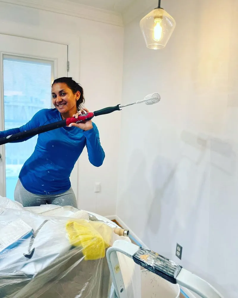 Slide of Fast Contractor