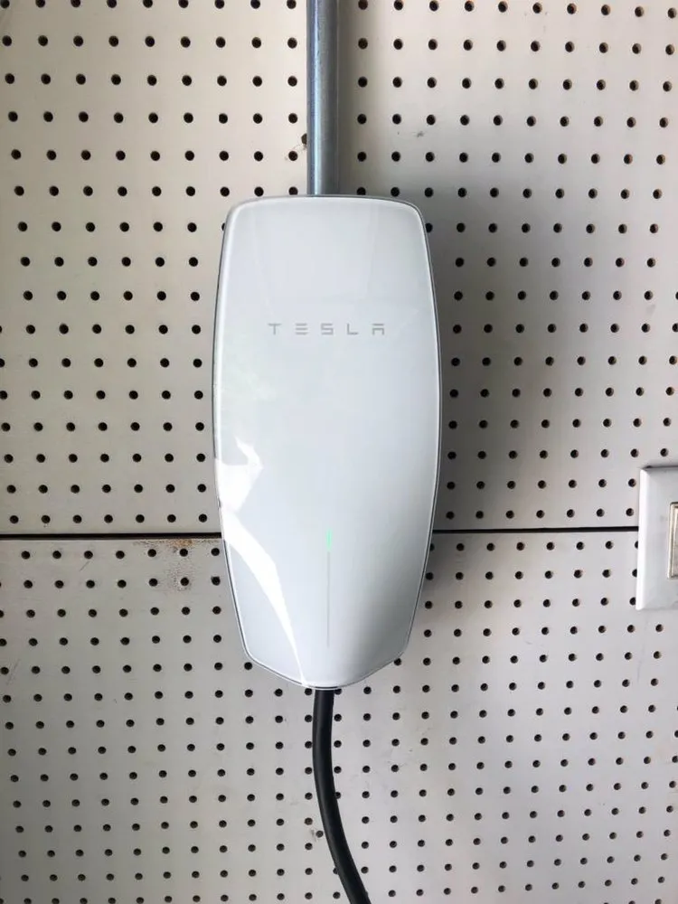 Slide of Fast Electric