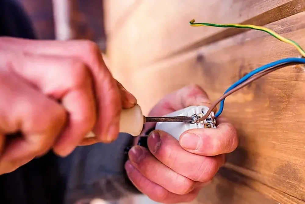 Slide of Fast Fix Electrician San Diego