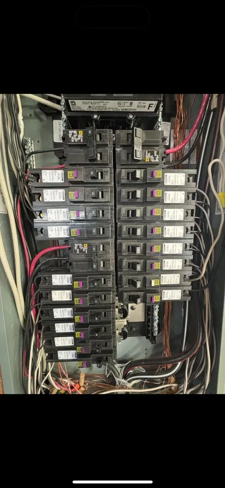 Trusted electrical service for homes in lighting installation, by