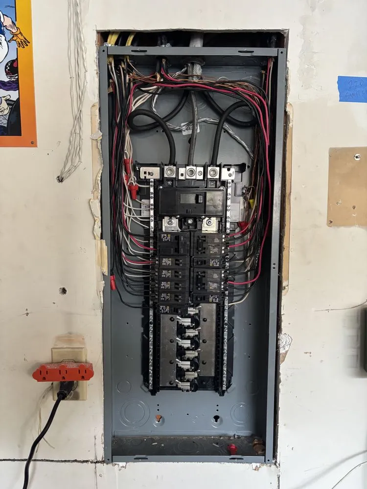 Emergency electrical service for homes in outlet and switch repair, by