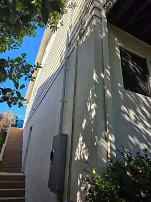 Fast Handy Electric Logo