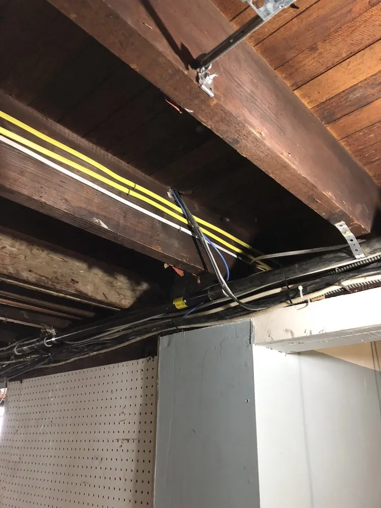 Slide of Fastrak Electric