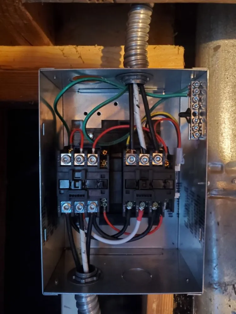 Emergency electrician providing circuit breaker repair in Apple Valley, CA - Father & Son Electric