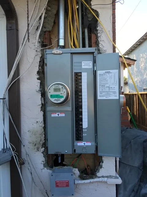 Slide of Fausto Electric