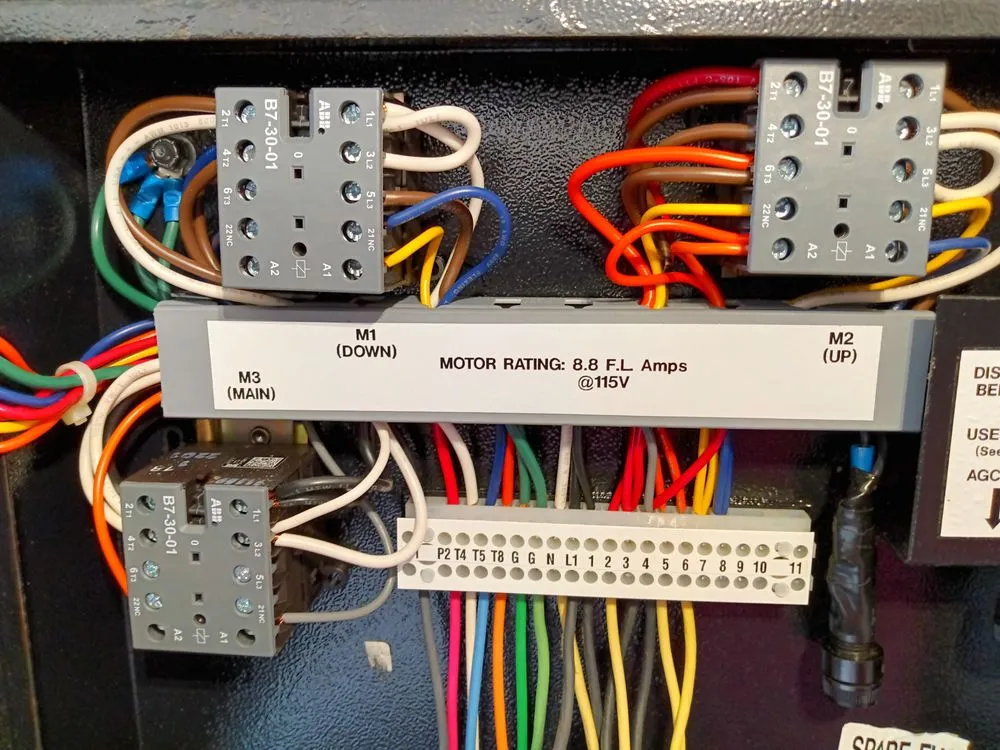 Slide of Faz Electrical