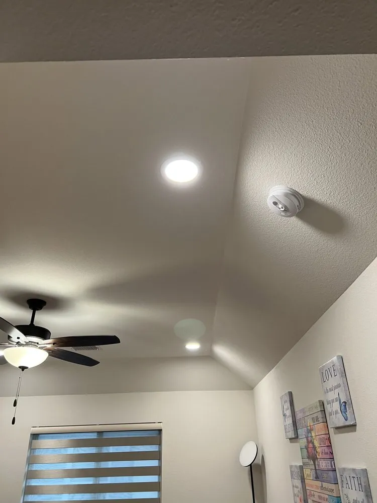 Slide of Faze Electric