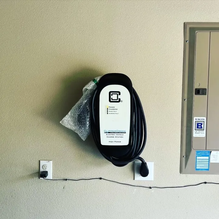 Slide of Faze Electric