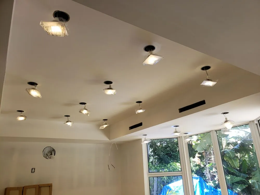 Slide of FCL Electric 