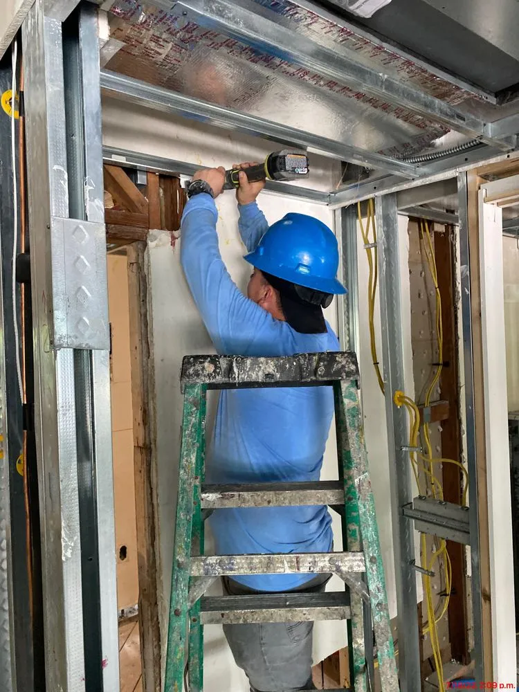 Slide of FCL Electric 