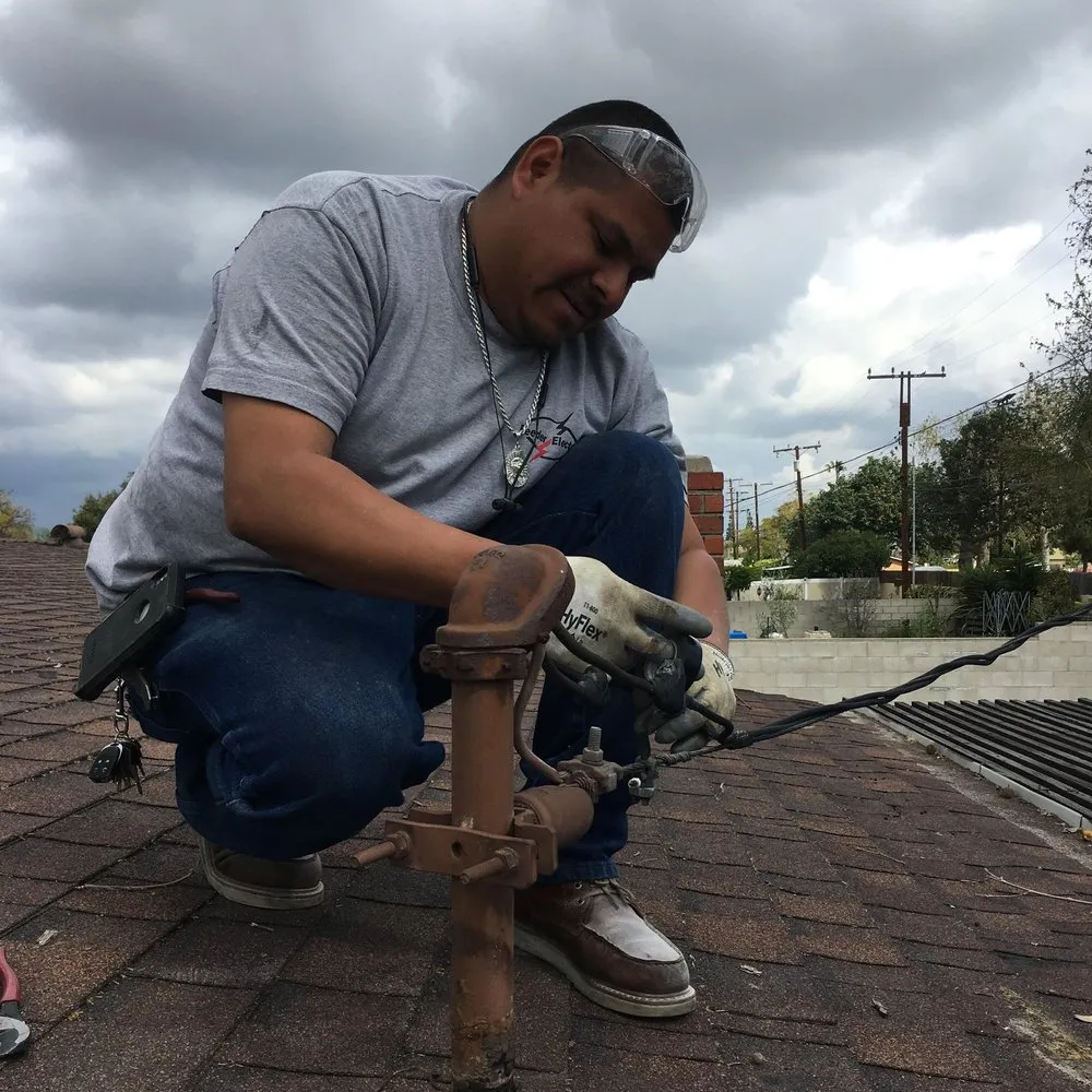 Slide of Feeder Electric