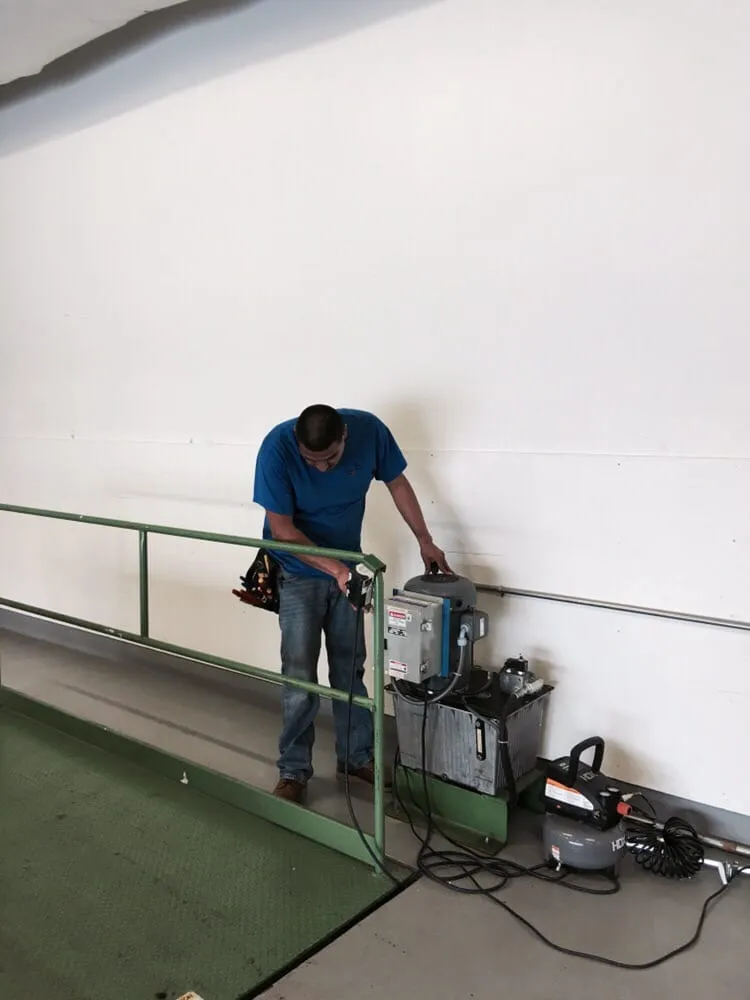 Slide of Feeder Electric