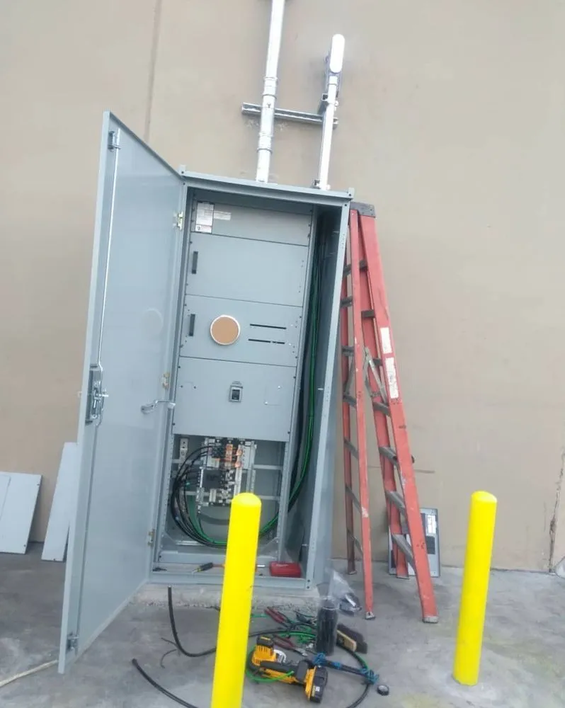 Slide of Feeder Electric