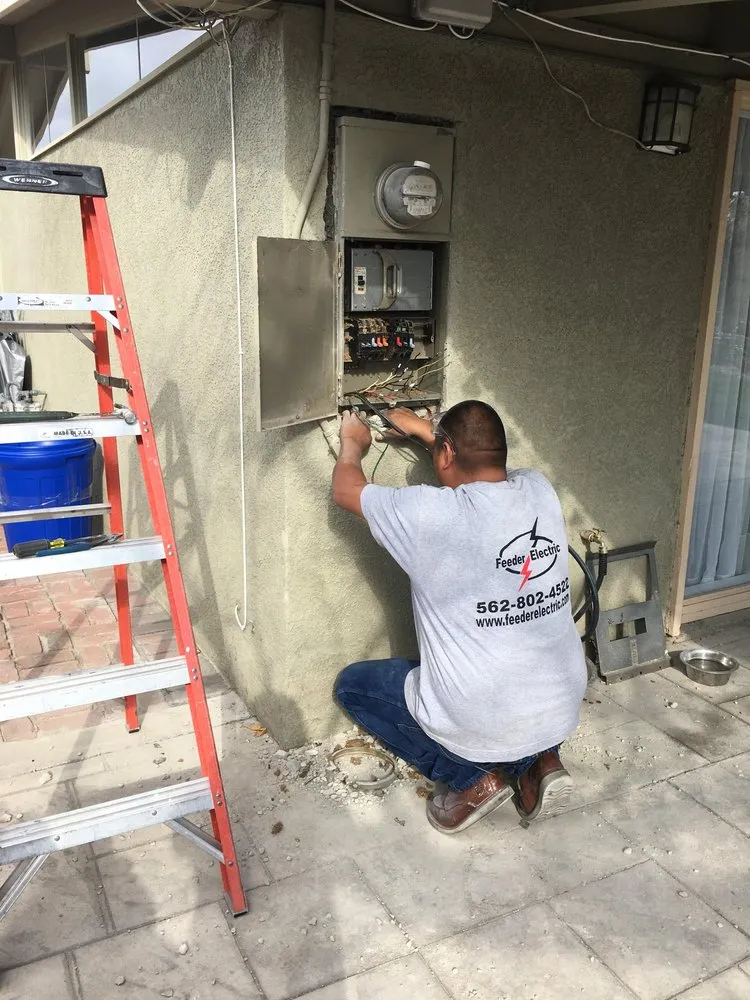 Slide of Feeder Electric