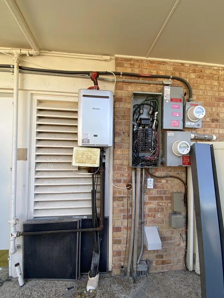 Slide of Fernandez Electrical Solutions