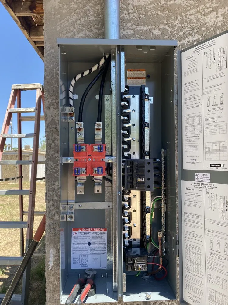 Slide of Fernandez Electrical Solutions