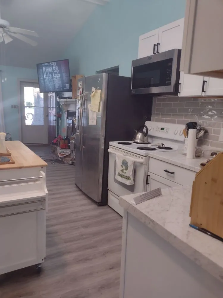 Professional circuit breaker repair in ,  by Fernandez Family Home Remodeling