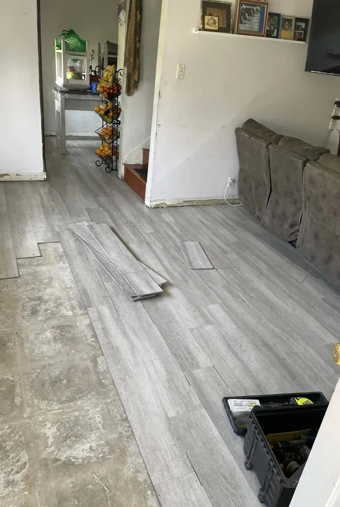 Slide of Fernandez Handyman Services