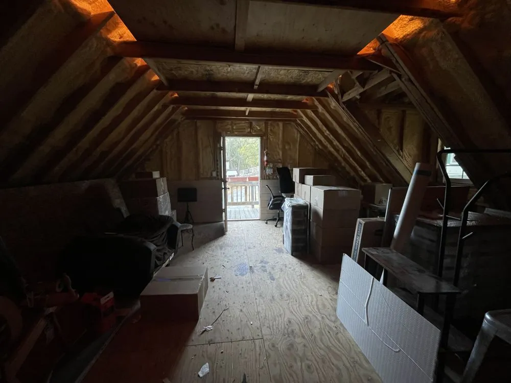 Slide of Fernandez Handyman Services