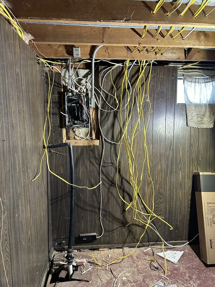 Slide of Fernando Electric