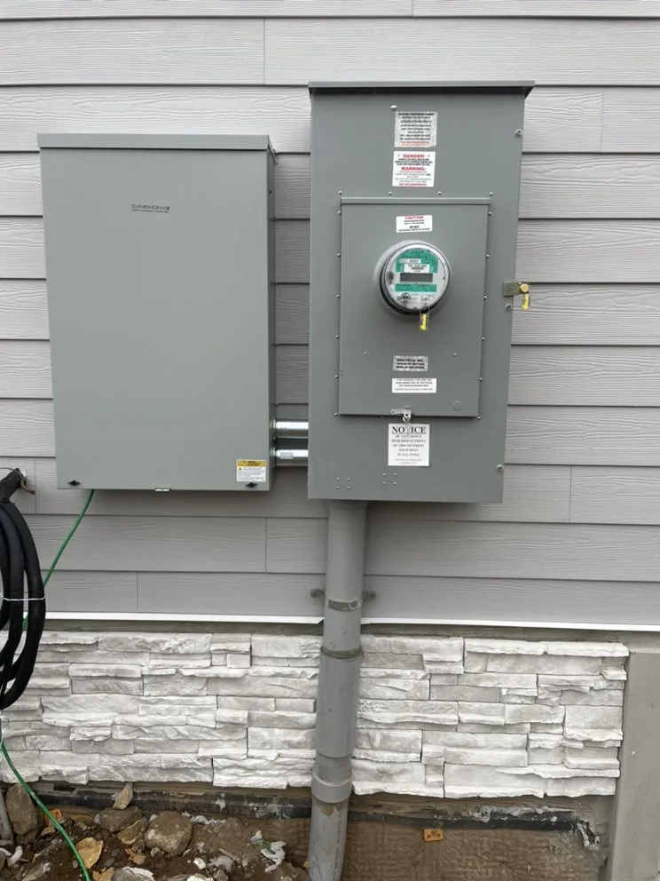 Affordable electrical service for homes in lighting installation,  by 