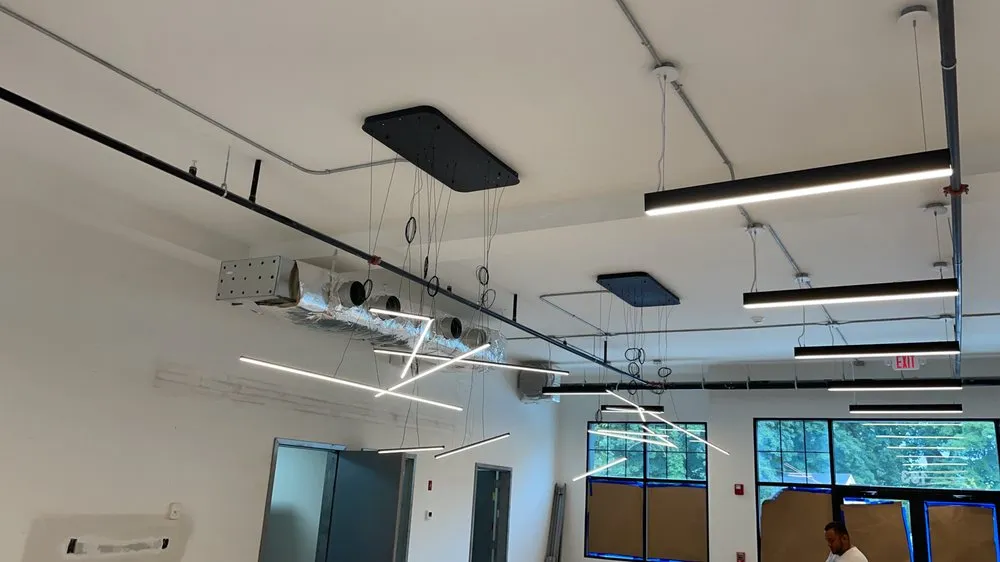 Slide of Fernando Electric