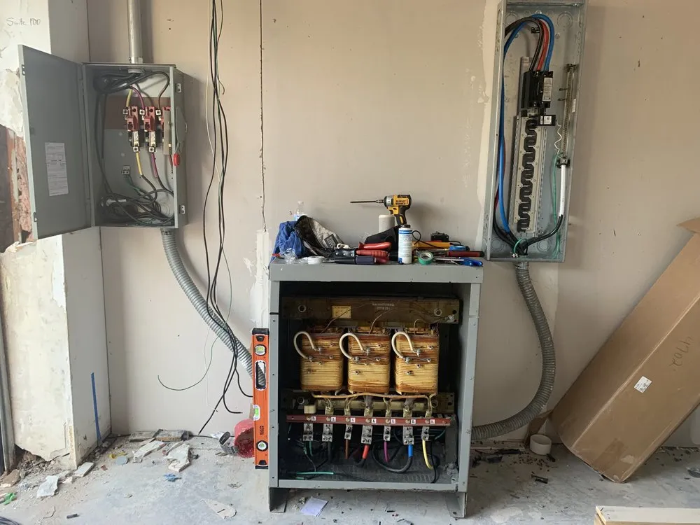 Slide of F&F Electrical Solutions