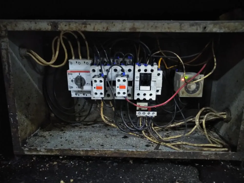 Slide of Fg Electric