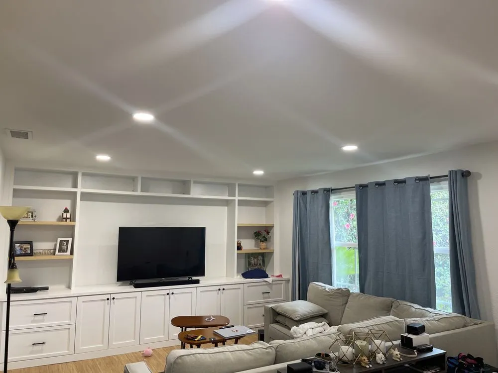 Slide of FG Electric