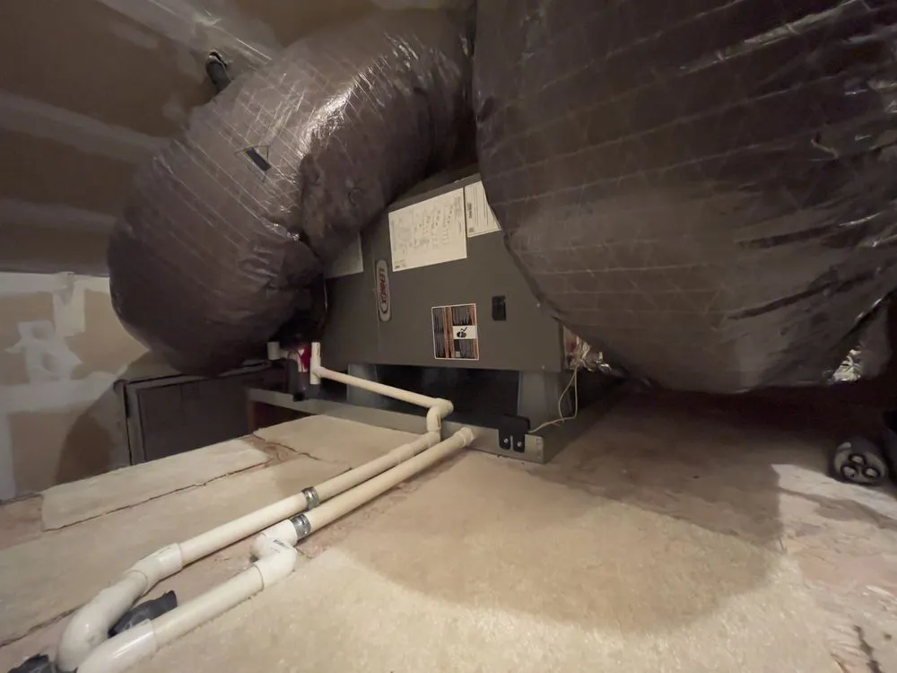 Expert electrician providing wiring installation in , 