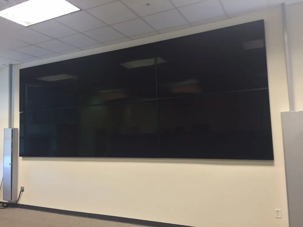 Certified electrical service for homes in lighting installation, by