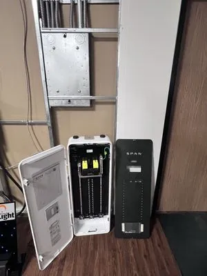 Fierce Electric Logo