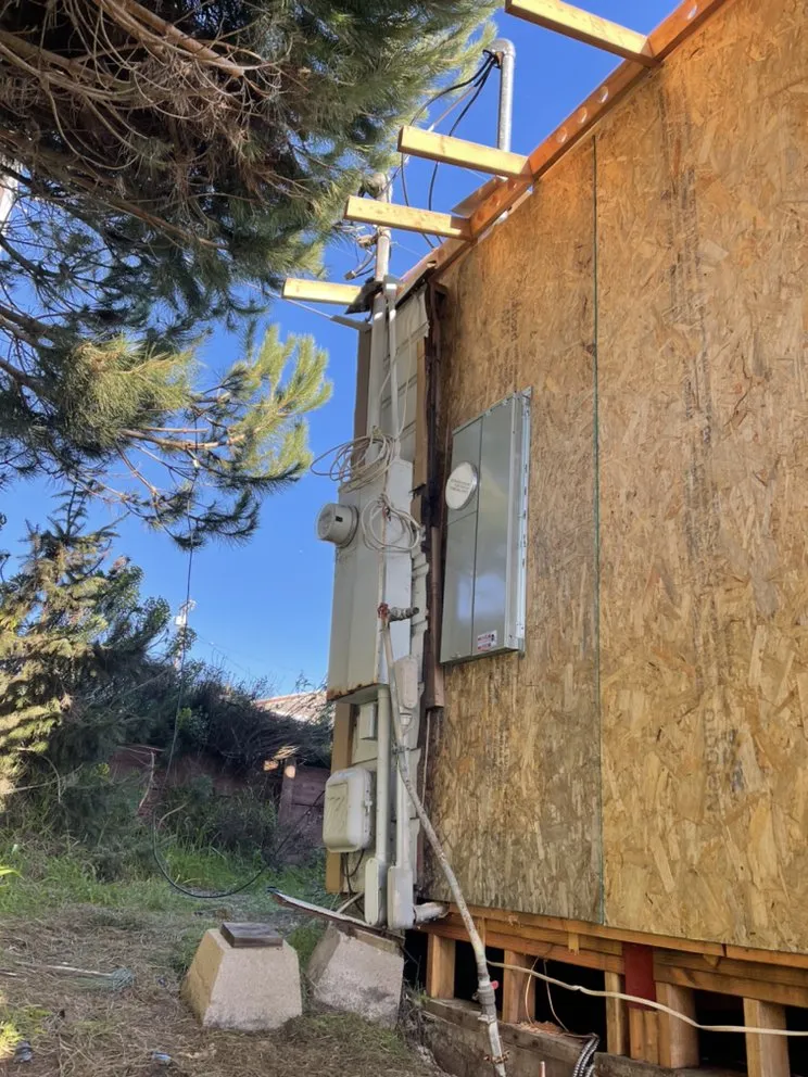 Slide of Fifth Sun Electric