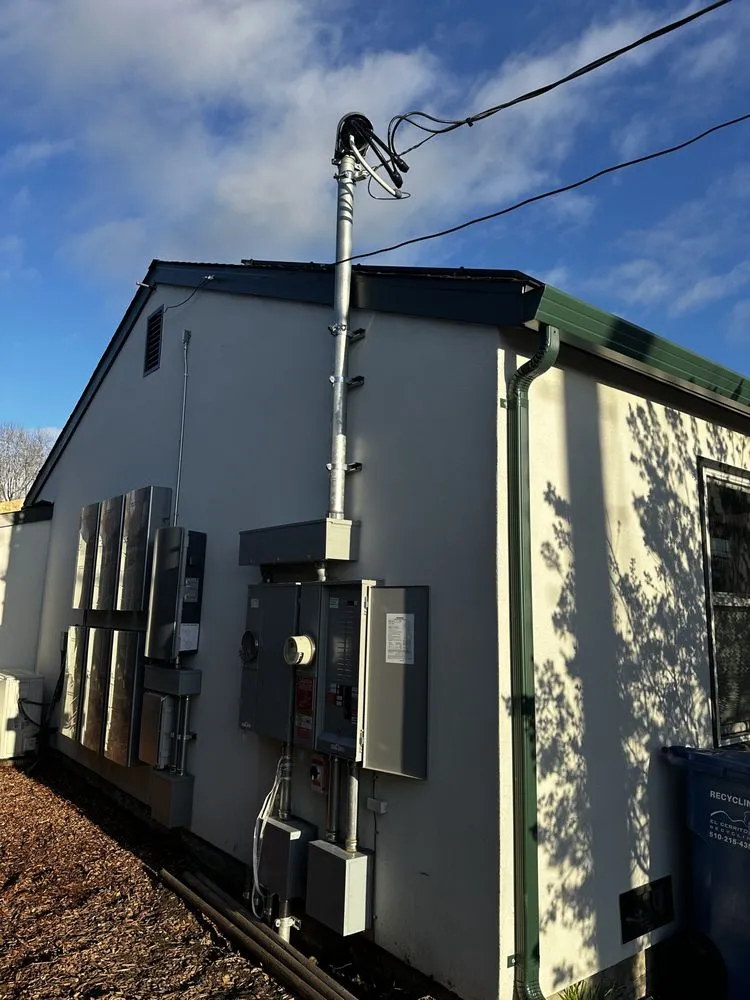 Slide of Fighting Amish Electric