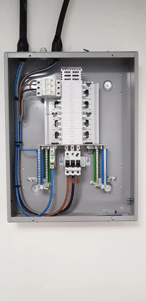 Slide of Figueroa Electrical