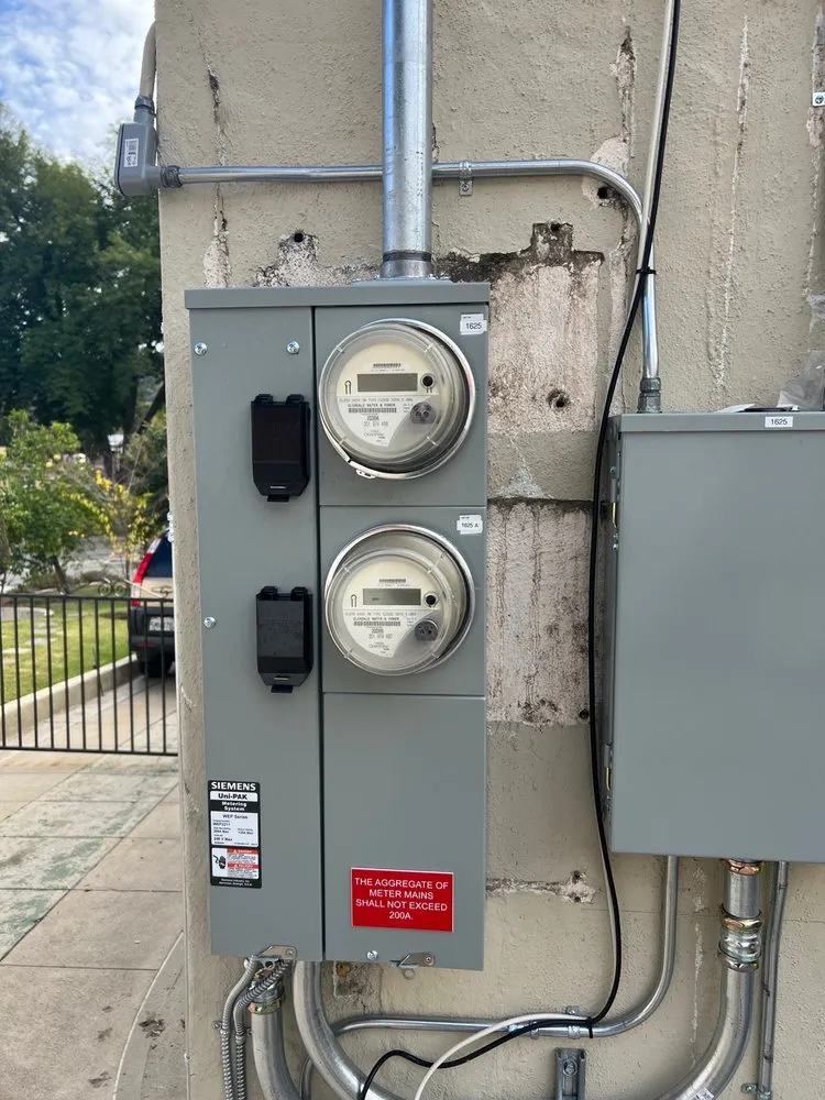 Affordable circuit breaker repair service in Reseda, CA - Filipi Electric