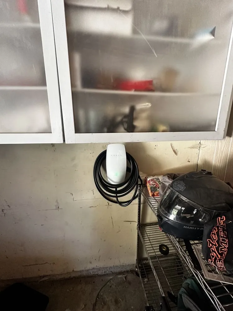 Licensed lighting installation in Reseda, CA by Filipi Electric