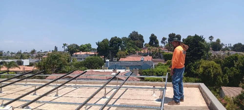 Emergency electrician providing circuit breaker repair in , 