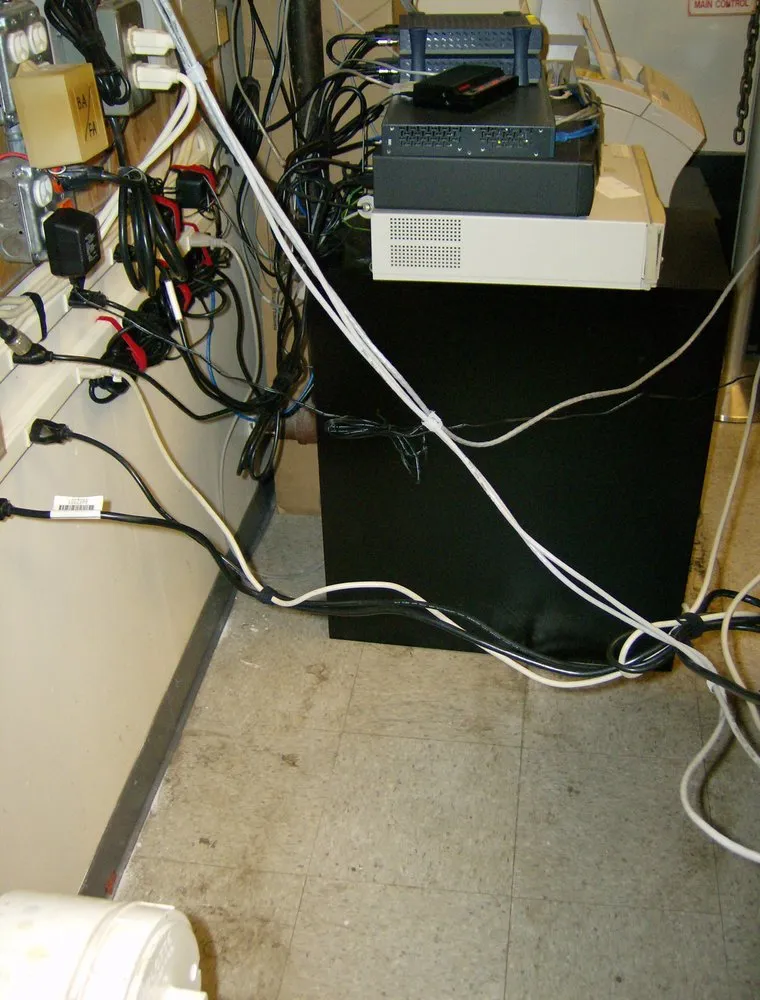 Expert circuit breaker repair in Henrico, VA by Fine Electric