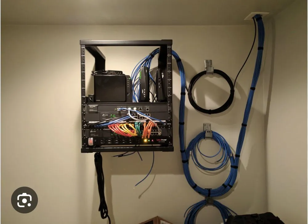 Slide of Finet Systems